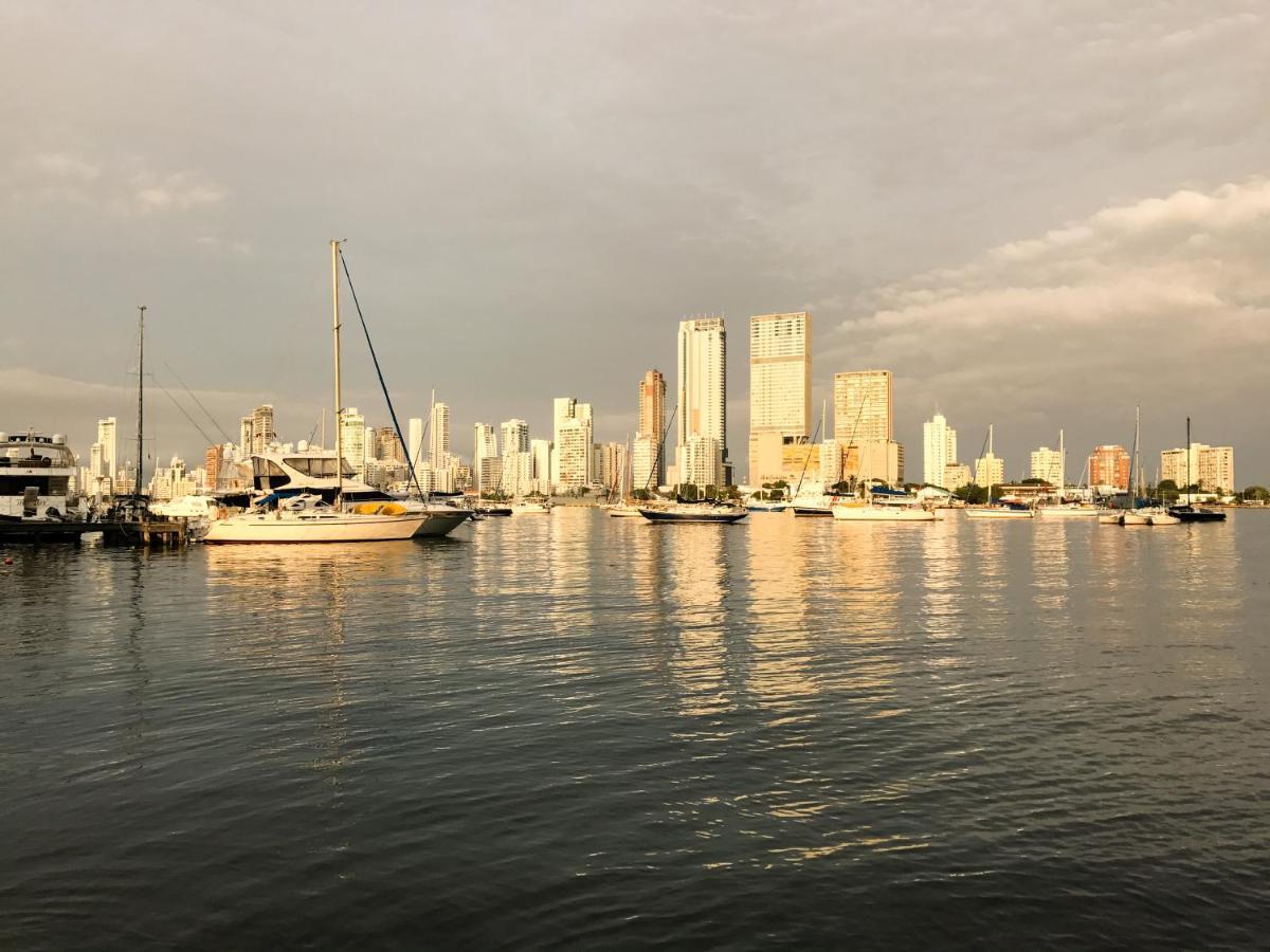 Cartagena Mansion Bahia Manga Bed & Breakfast エクステリア 写真